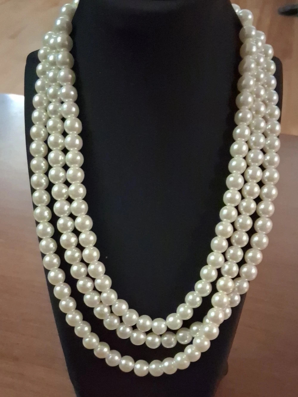 Multi-Strand Faux Pearl Necklace in White 14" Elegant Gold Toned Clasp
